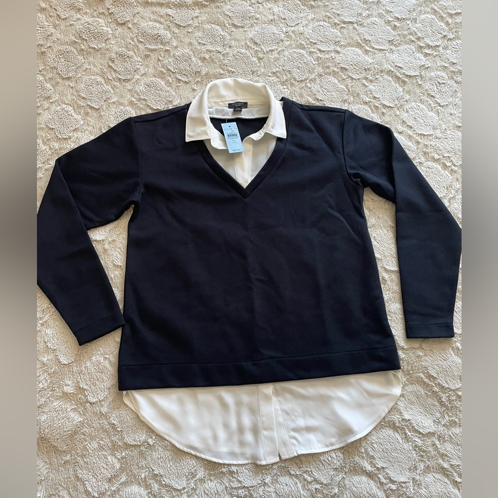 Ann Taylor Top, Size XS Petite. NWT!